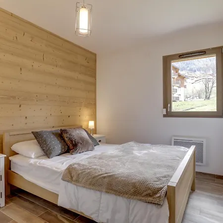 Apartment 4 Elements 4ed301 Modern & Charming 6 Pers